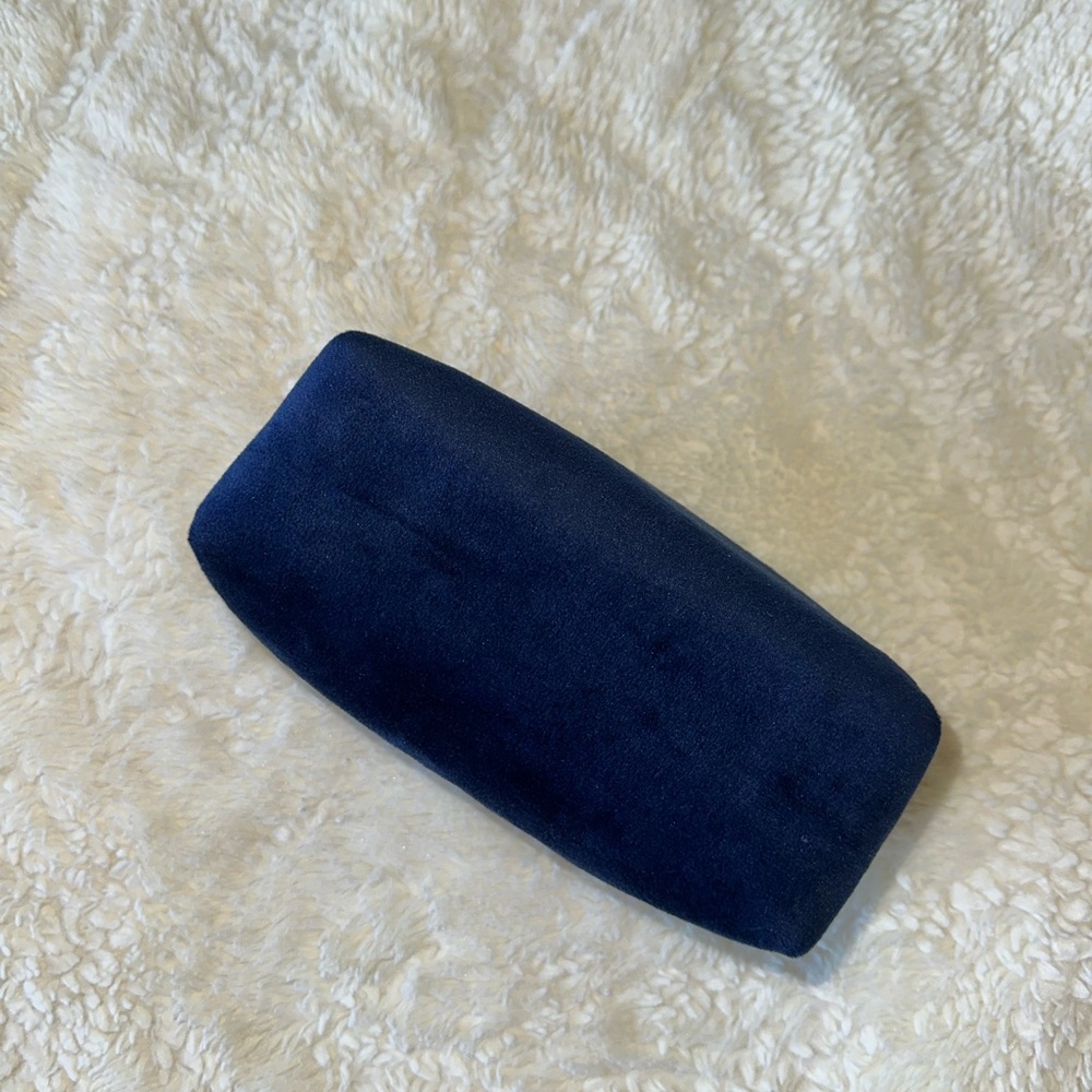 Dior Navy Blue Cosmetic Makeup Bag - Picture 4 of 4